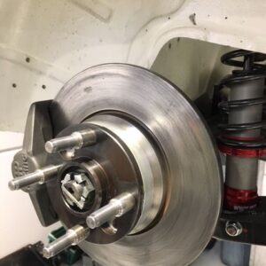 Competition rear axle hubs