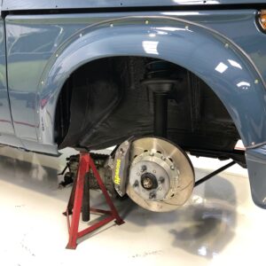 Front disc brake upgrade kit - Tii leg and hub