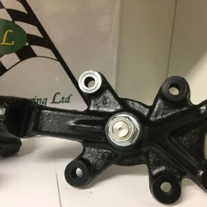Hub carrier with heavy duty stub axle pair 5b25d 187 p.jpg