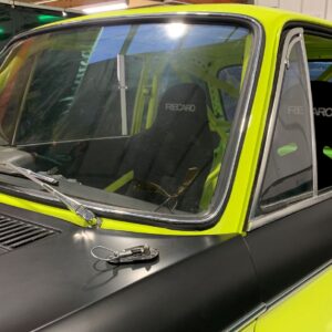 Laminated, heated windscreen