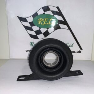 Propshaft centre mounting