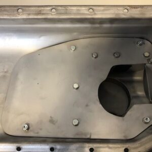 Race baffled sump
