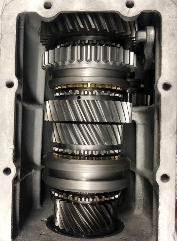 Re-conditioned (3 rail) non-overdrive gearbox