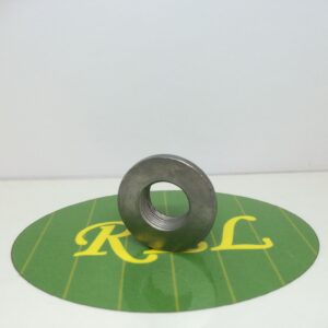 Rear flange nut 5b25d 331 p.jpg
