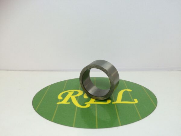 Reverse gear bearing inner sleeve