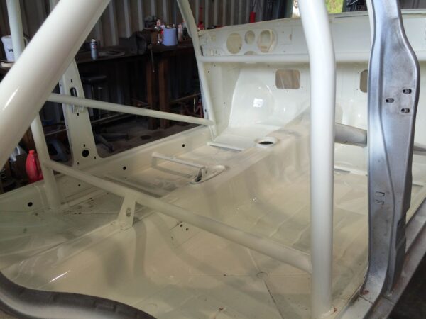 Roll cage - Image 2
