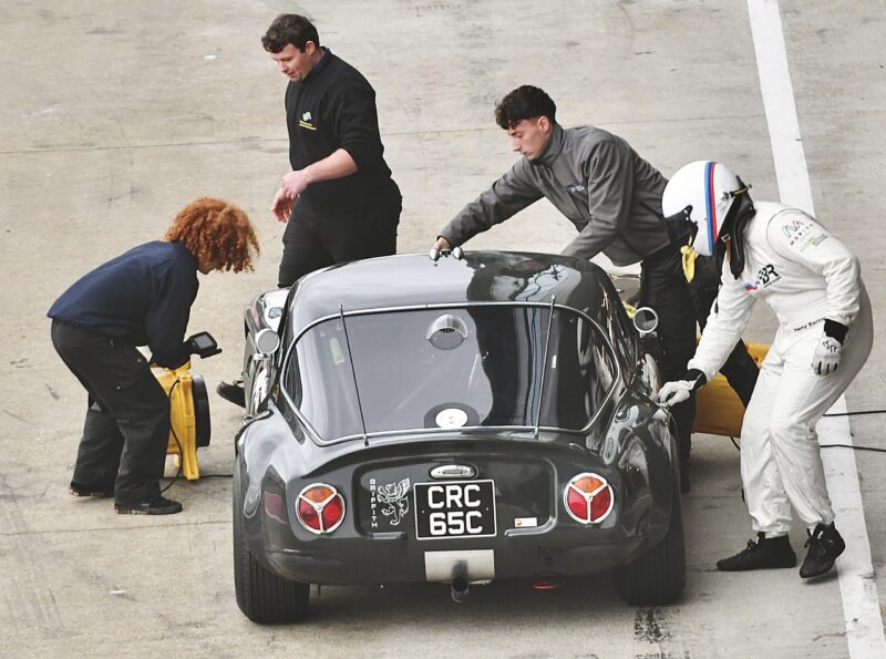 Final-Pit-Stop-Pall-Mall-Cup-Silverstone-221022-Driver-change-DSC_4190-scaled