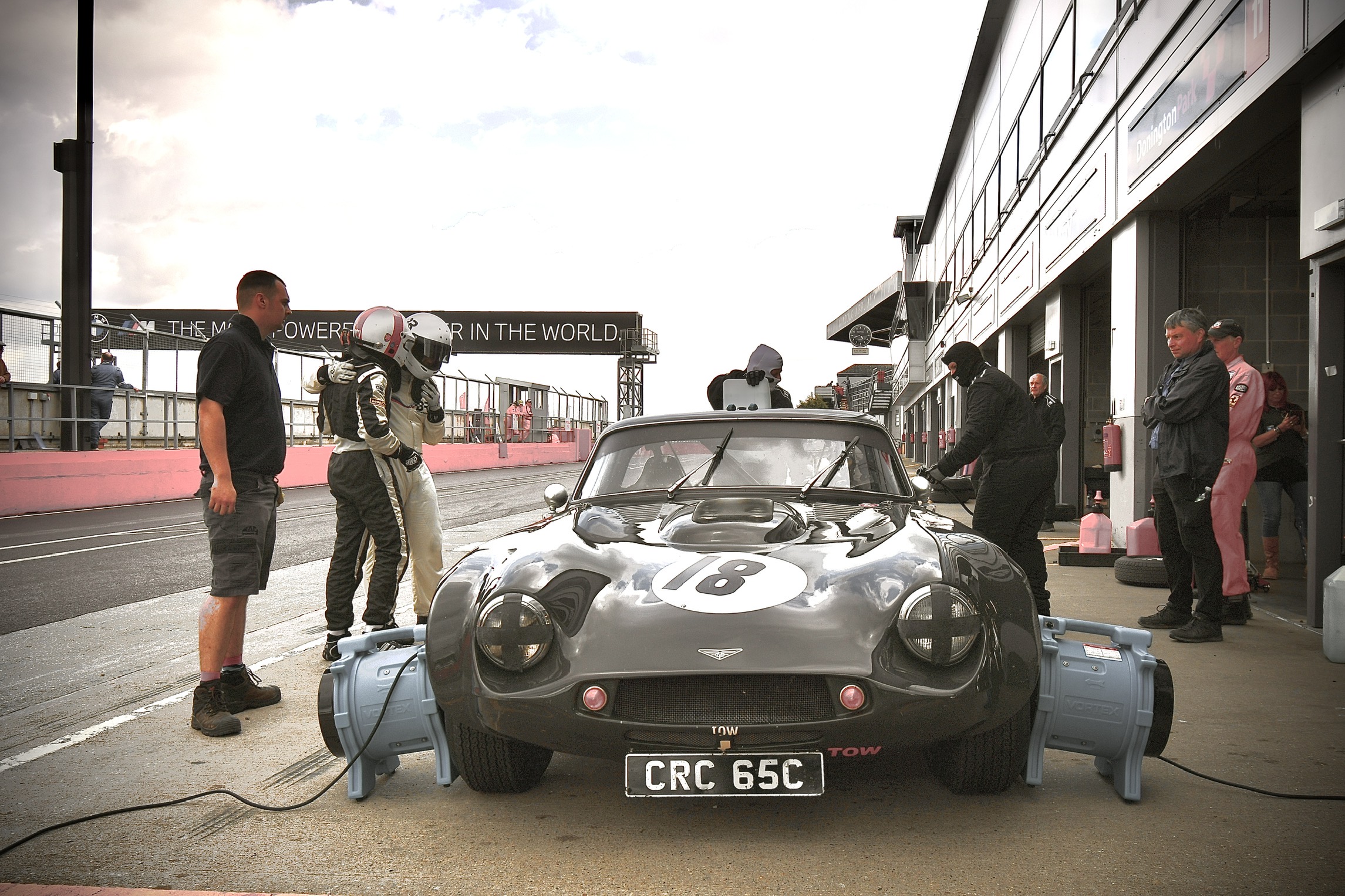 TVR re-fuel Donington 290423 DSC_8560[44595]